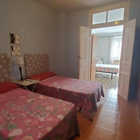 Hostal Martes Caceres Plaza Mayor - Tercer Piso Sin Ascensor Luaran gambar