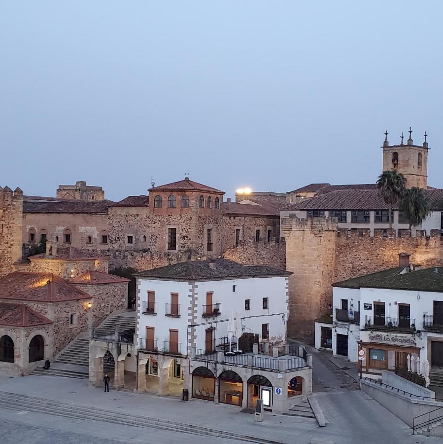 Hostal Martes Caceres Plaza Mayor - Tercer Piso Sin Ascensor Luaran gambar