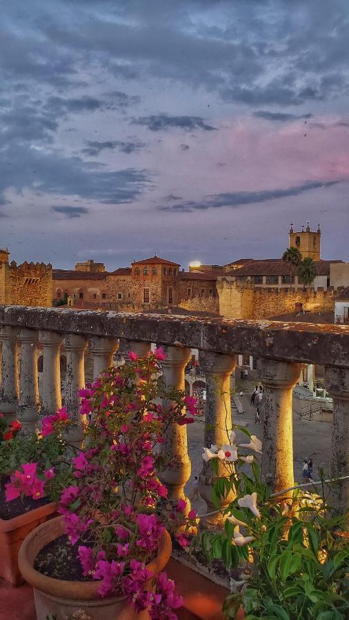 Hostal Martes Caceres Plaza Mayor - Tercer Piso Sin Ascensor Luaran gambar